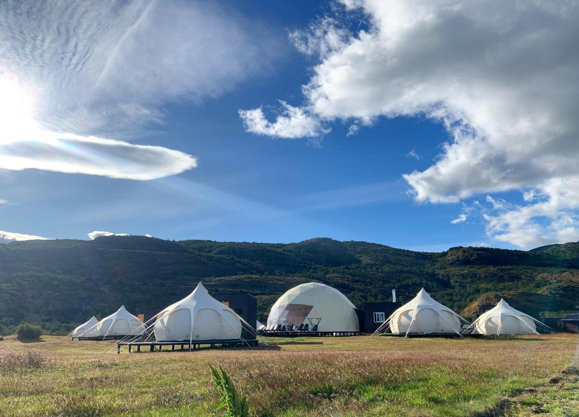 Chilenativo Riverside Camp Torres del Paine National Park المظهر الخارجي الصورة